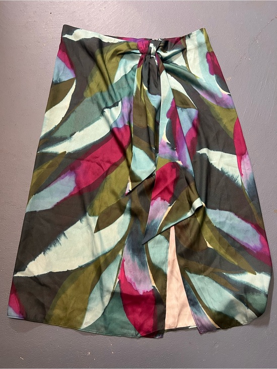 Banana Republic Dresses & Skirts - Banana Republic Abstract Brushstroke Tied Womens Skirt in Teal, Olive & Magenta